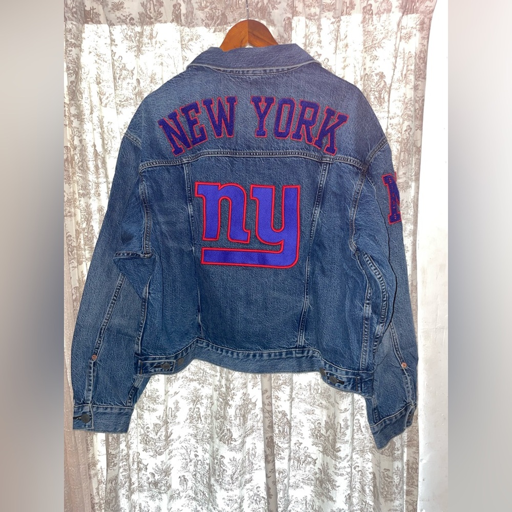 NWT New York Denim Jacket with Red and Blue Logo American eagle colab size L